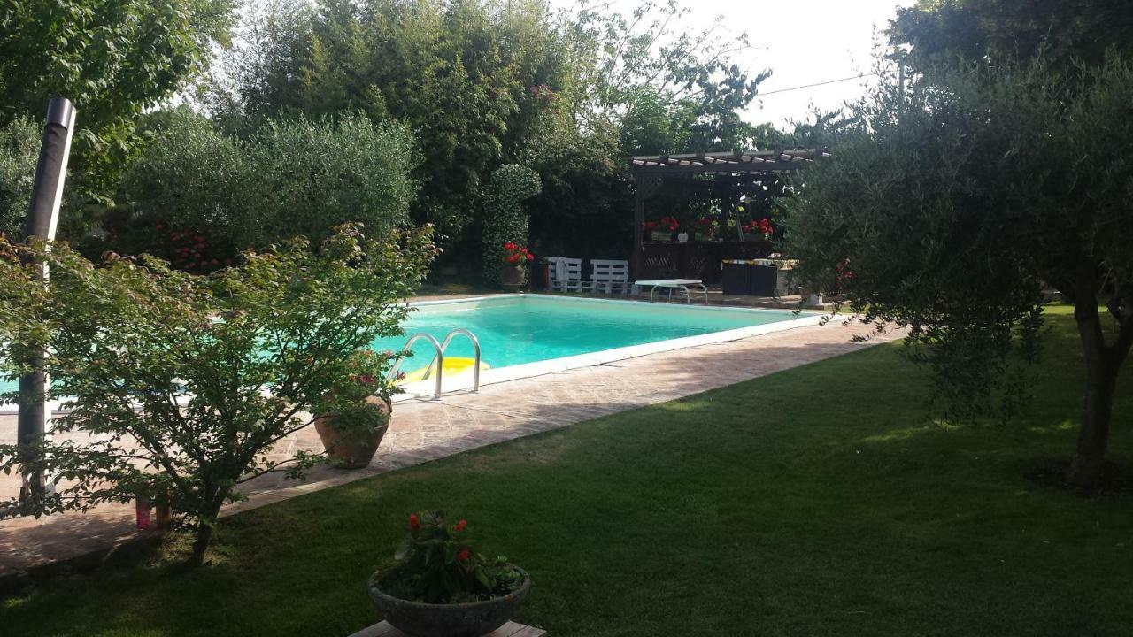 Casa La Quiete Villa Torgiano Exterior photo