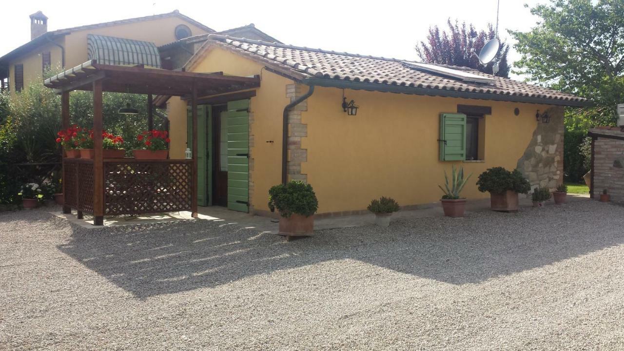 Casa La Quiete Villa Torgiano Exterior photo